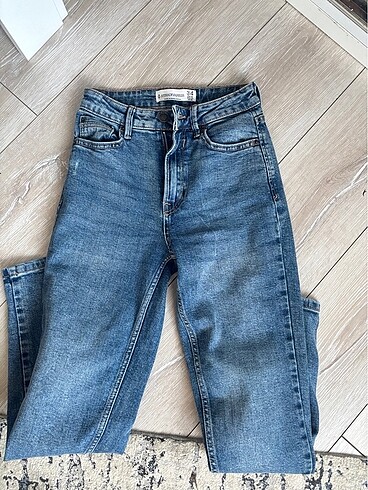 Stradivarius Mom jean