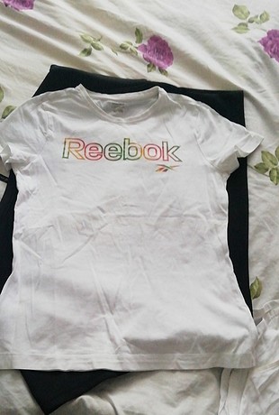 reebok tşört 