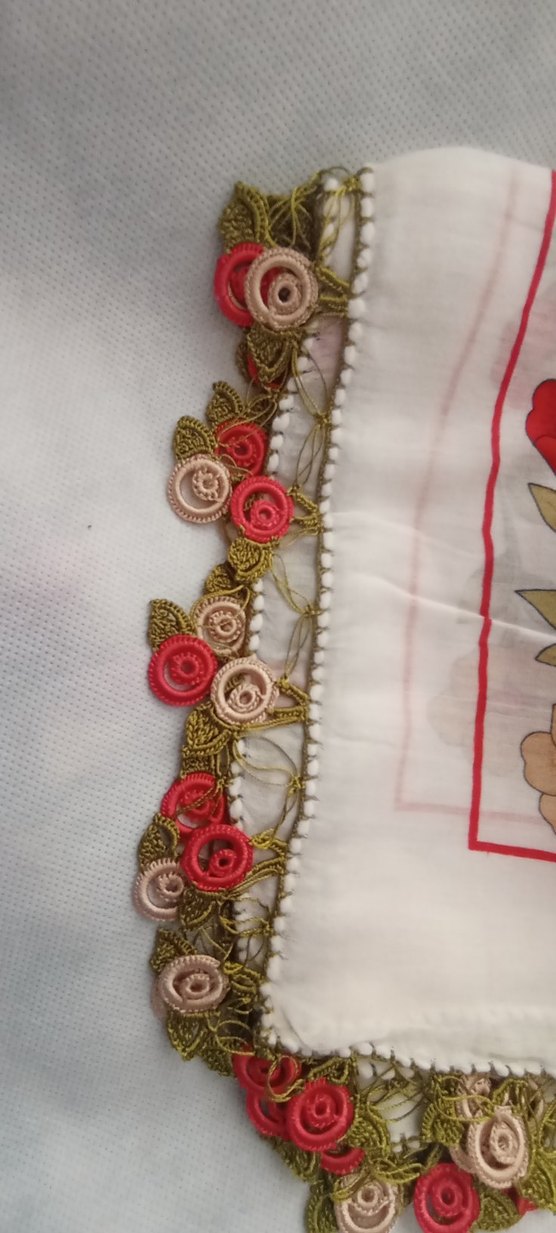 Dantel Detaylı Beyaz Kadın Fular - Görsel 2