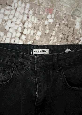 Siyah Yırtık Detaylı Bol Kesim Jean - Görsel 6