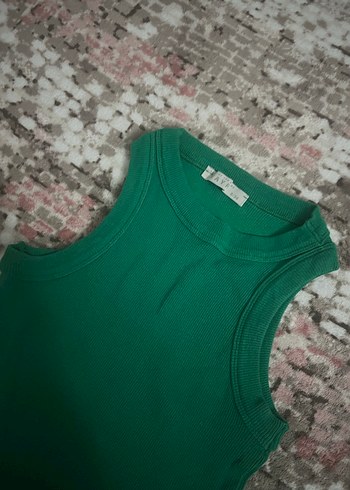 Yeşil Yüksek Yakalı Kadın Atlet - Görsel 4