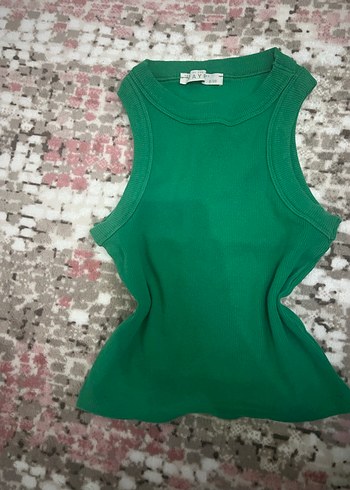 Yeşil Yüksek Yakalı Kadın Atlet - Görsel 2