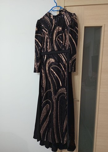 Siyah Kuyruklu Abiye Elbise - Görsel 2