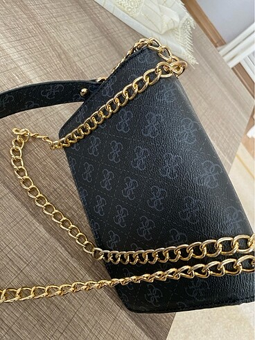  Beden Çanta guess