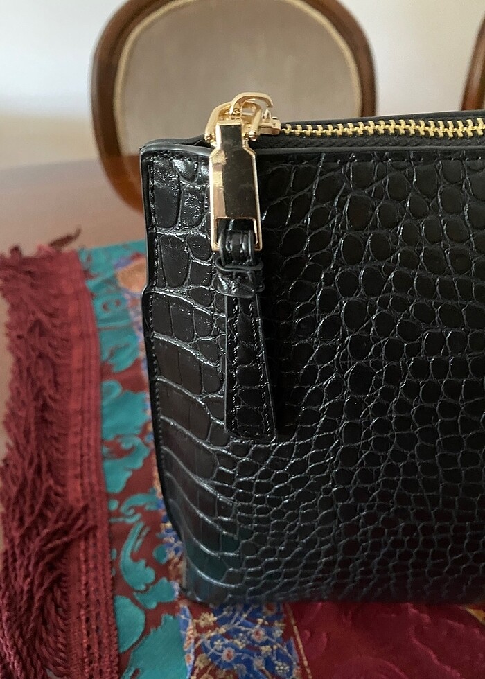 Krokodil desenli siyah el portföy - Görsel 4