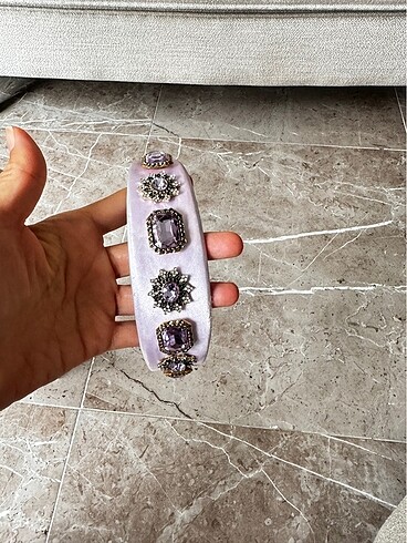 Taşlı taç - Görsel 6