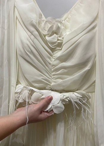 Beyaz Drapeli Uzun Kollu Bohem Nişan Elbisesi - Görsel 5