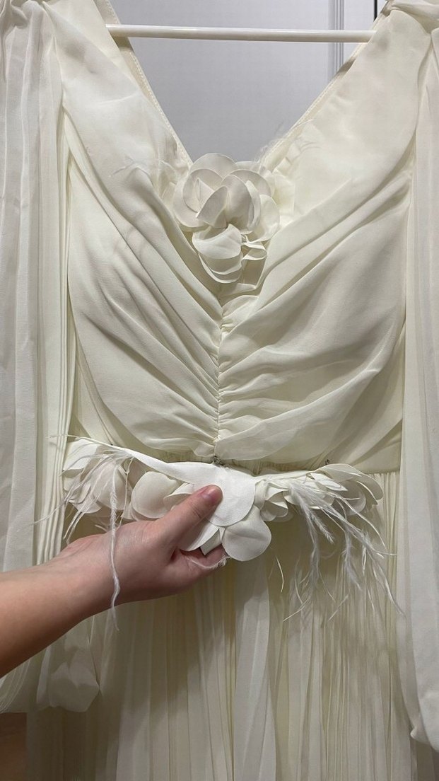 Beyaz Drapeli Uzun Kollu Bohem Nişan Elbisesi - Görsel 5