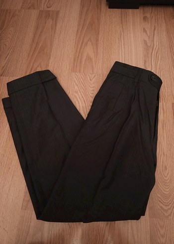 Siyah Pilili Kumaş Pantolon - Görsel 2