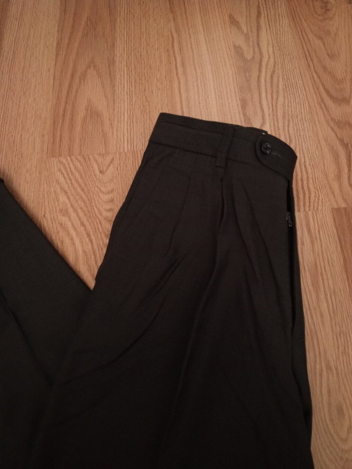 Siyah Pilili Kumaş Pantolon - Görsel 3