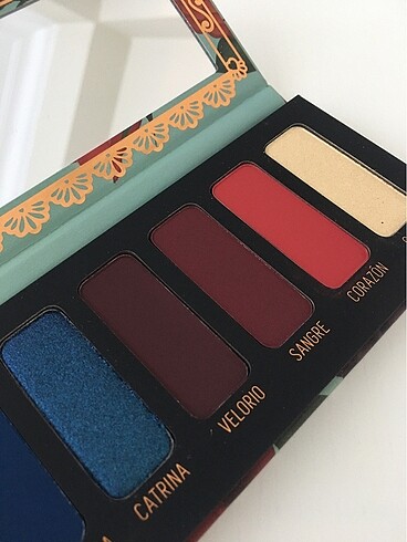 Beden Renk Melt Cosmetics Muerte Far Paleti