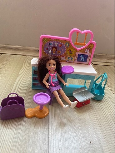 Barbie Chelsea veteriner