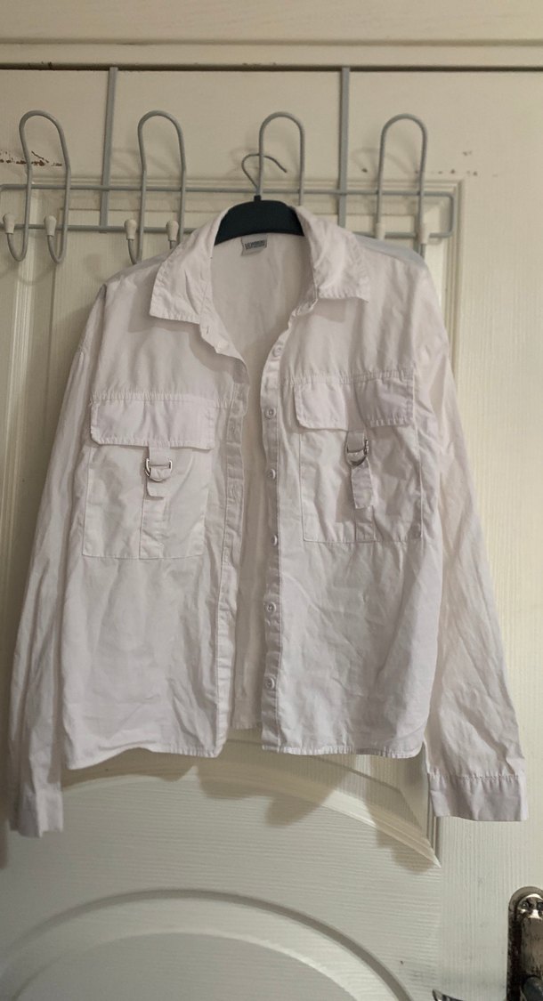 Uzun Kollu Beyaz Keten Gömlek - Görsel 2