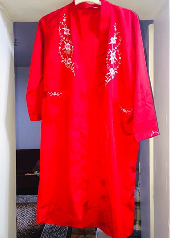 Vintage Nakışlı Kırmızı sabahlık - Görsel 6