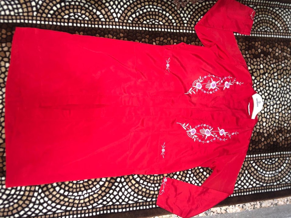 Vintage Nakışlı Kırmızı sabahlık - Görsel 3