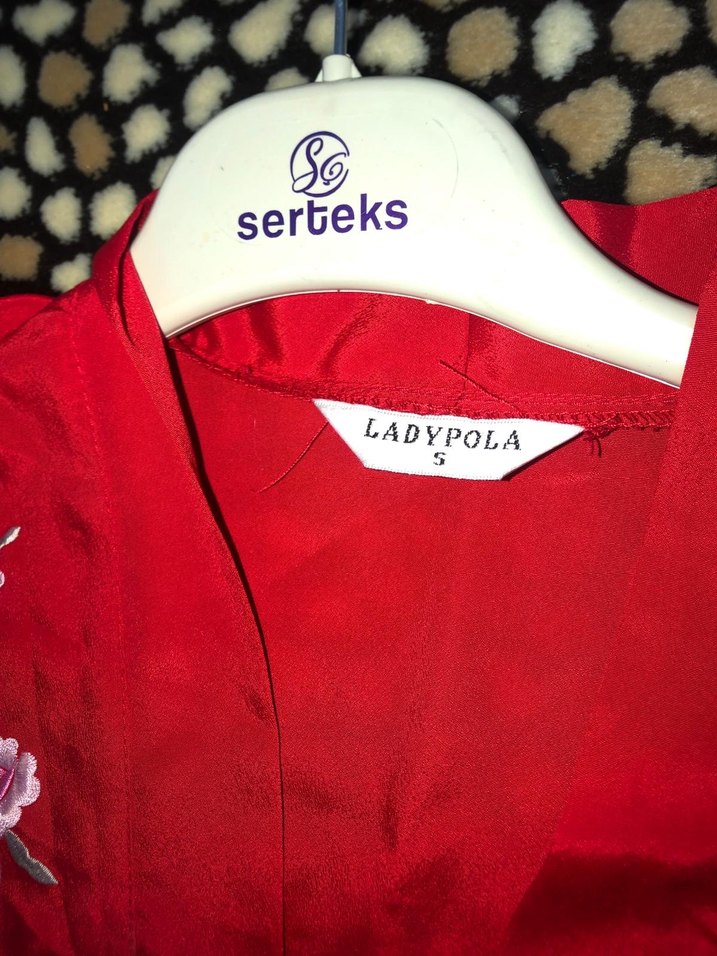 Vintage Nakışlı Kırmızı sabahlık - Görsel 5