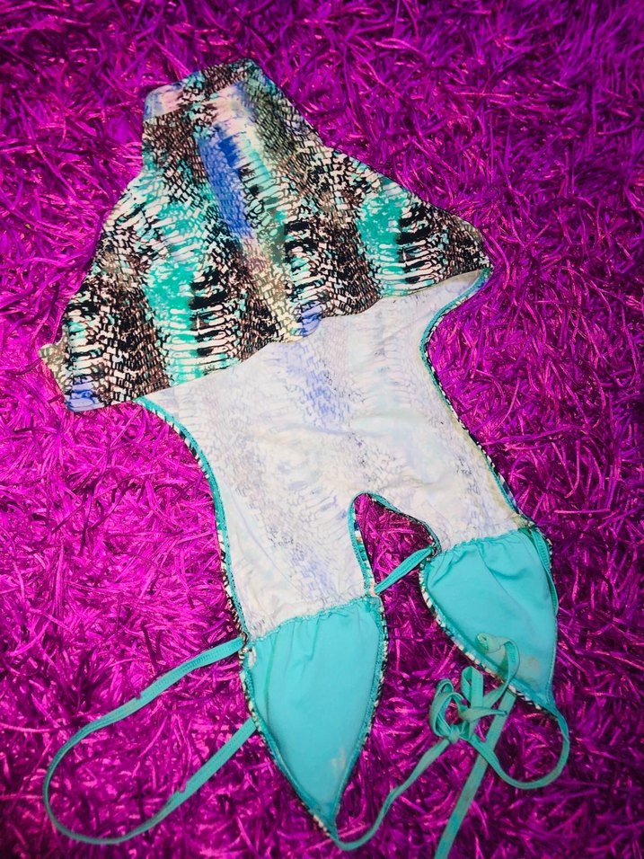 Renkli Yılan Desenli Dantel Detaylı Kadın Mayo - Görsel 4