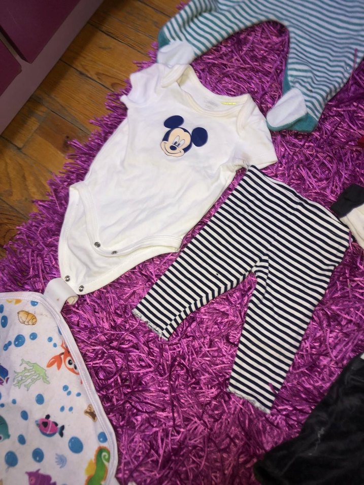 Renkli Desenli Bebek Uyku Kıyafetleri ve Aksesuarları - Görsel 3