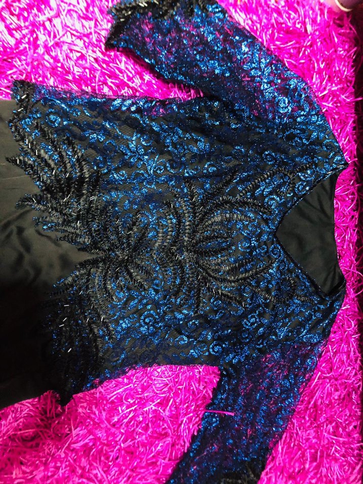 Uzun Kollu V Yaka Gotik Kadın Elbise - Görsel 2