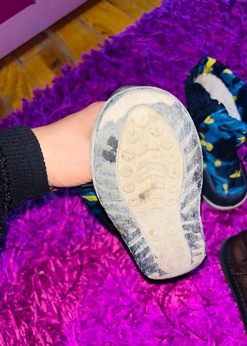 Çocuklar için Bağcıksız Çok Renkli Botlar - Görsel 3