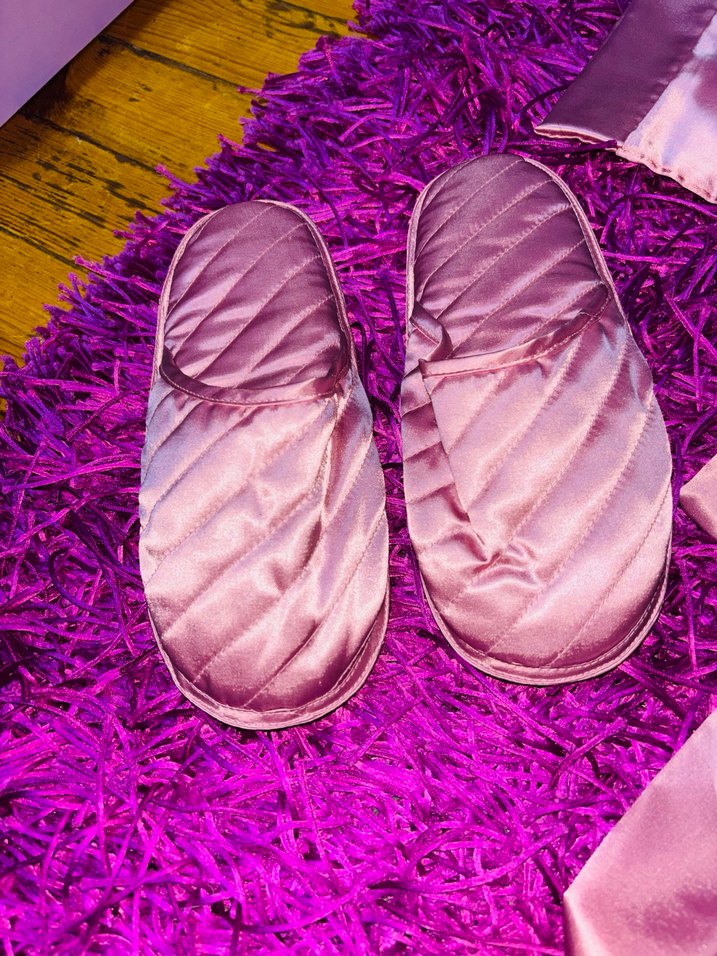 Tyland Naraya Marka Saten Yeni  Kadın Uzun Sabahlık terlik - Görsel 2