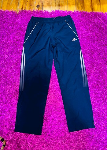 Adidas ürünü