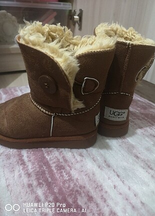 UGG BOT TABA RENGİ