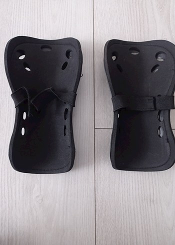 Schmilton Siyah Motosiklet Dizlikleri - Görsel 2