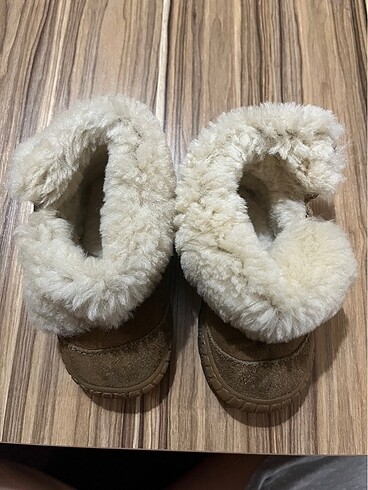22 Beden Unisex çocuk Bot