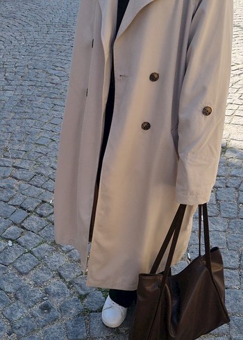 Stradivarius Oversize Uzun Dökümlü Trençkot