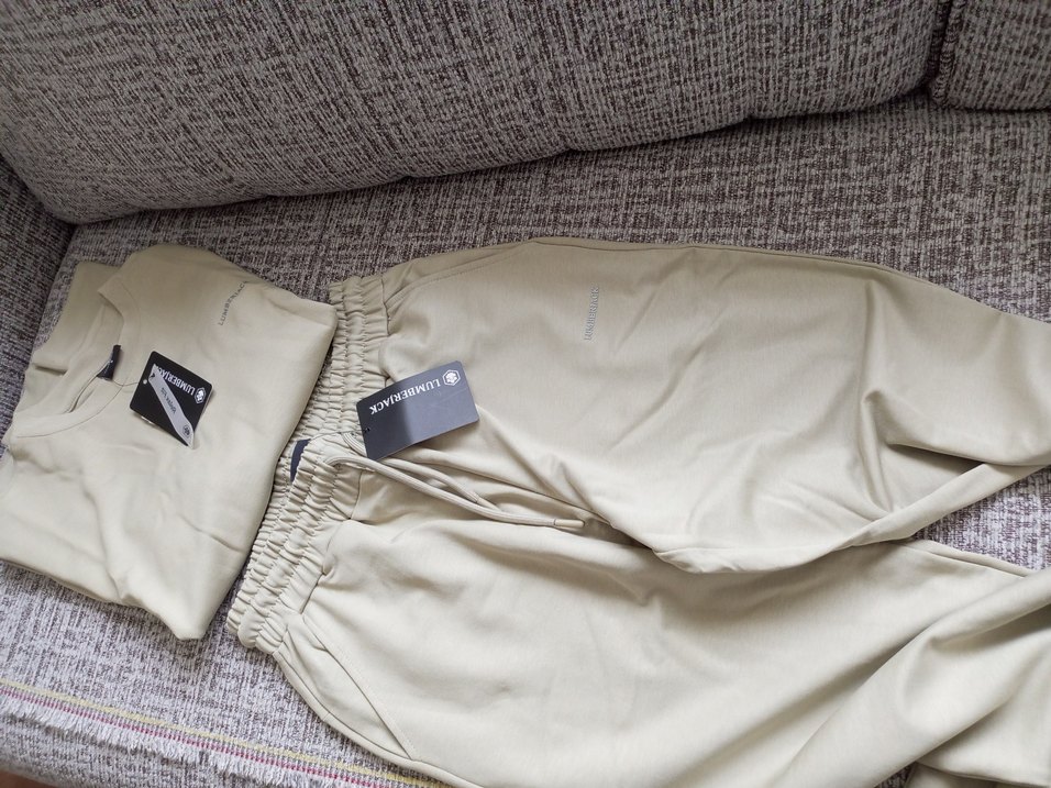 orjinal etiketli bayan eşofman takimi - Görsel 2