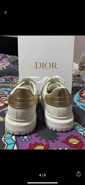 40 Beden beyaz Renk CHRISTIAN DIOR