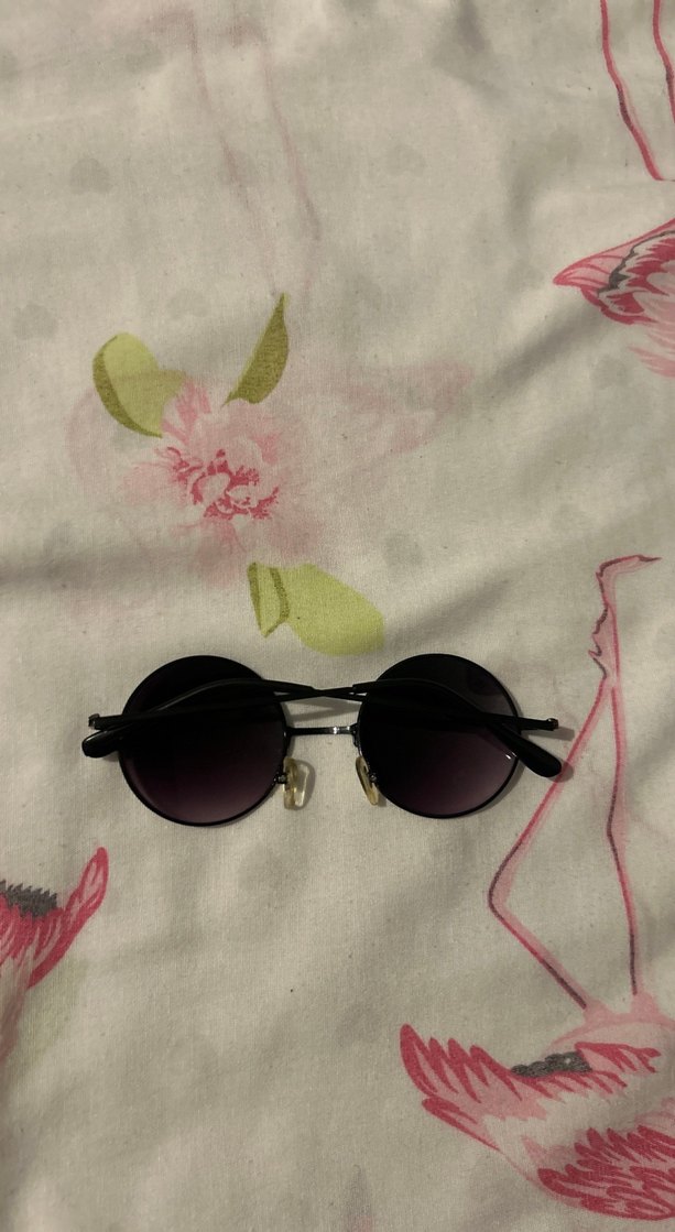 Şeffaf Siyah Yuvarlak Kadın Güneş Gözlüğü ürün muadil - Görsel 3