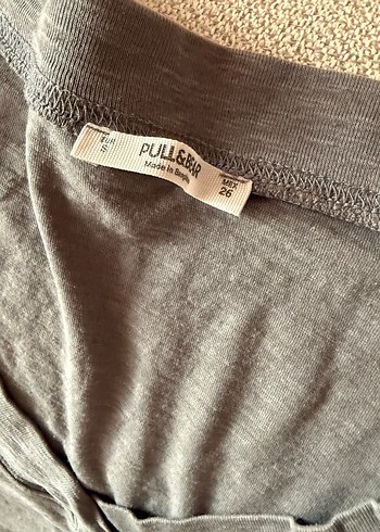 Pull and Bear Pull&Bear V Yaka Gri Kadın Tişört