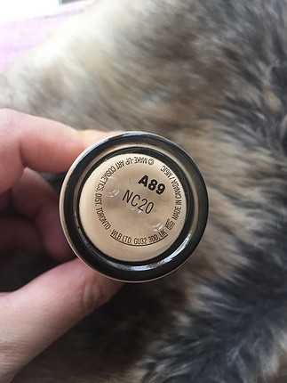 Beden mac studio fix fluıd spf 15