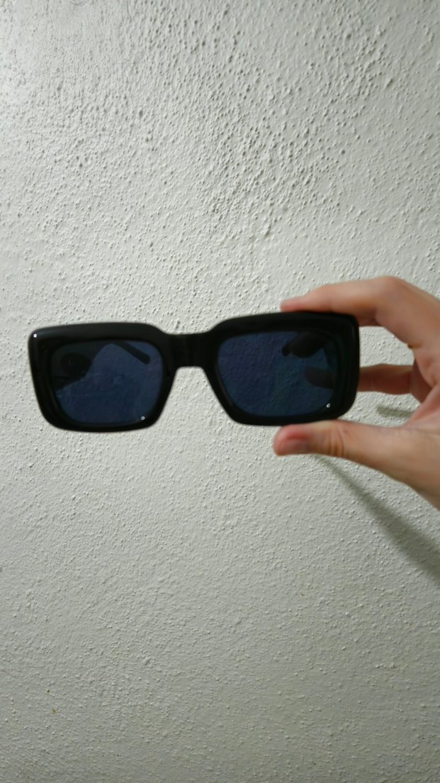 Siyah Şeffaf Erkek Güneş Gözlüğü - Görsel 2