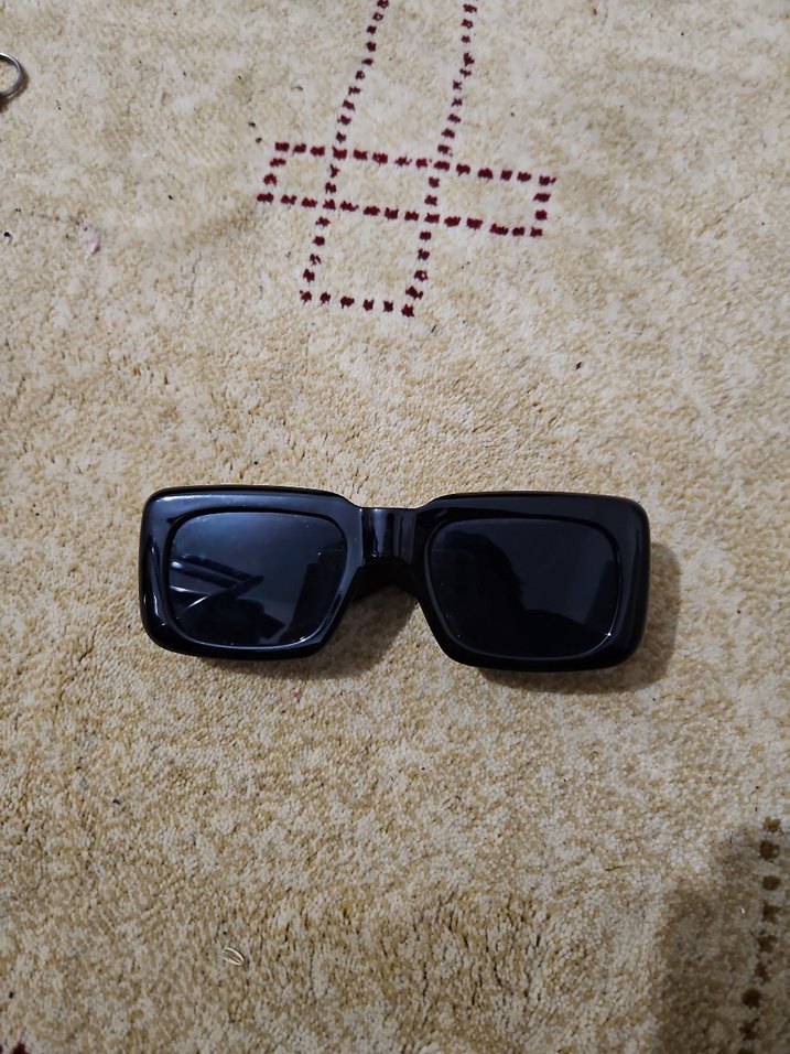 Siyah Şeffaf Erkek Güneş Gözlüğü - Görsel 4