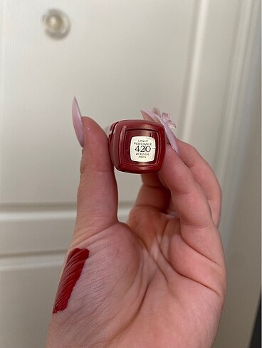  Beden Loreal Paris Likit Ruj