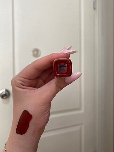  Beden Loreal Paris Likit Ruj