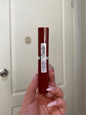  Beden bordo Renk Loreal Paris Likit Ruj