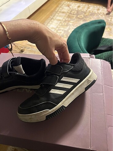 Adidas ayakkabı 32 numara