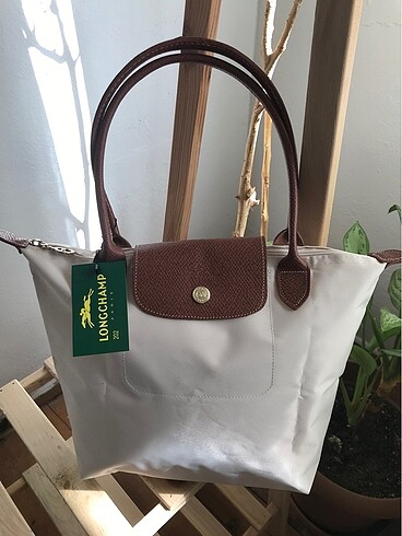 Longchamp No 2 krem
