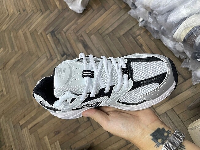 universal Beden beyaz Renk New Balance 530