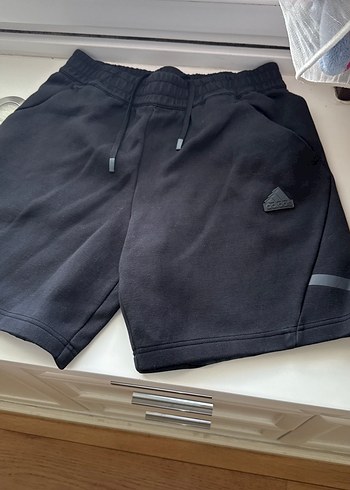 Adidas Siyah Rahat Kesim Erkek Şort