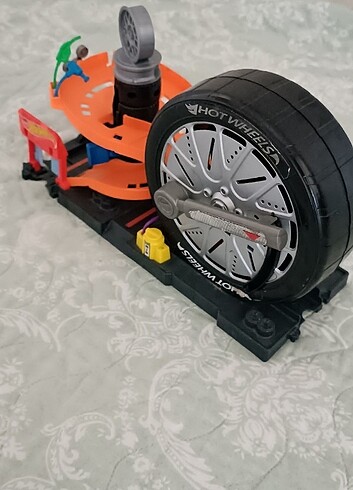  Beden Hit wheels firlatma