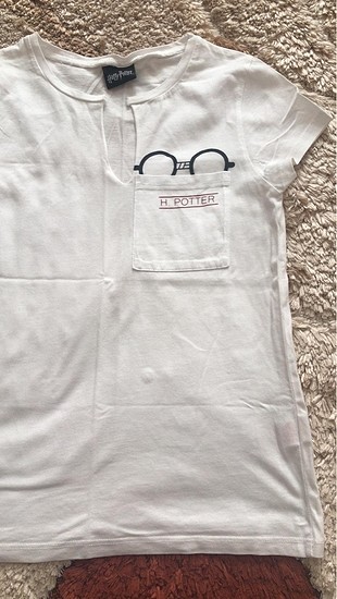 Temiz kısa kollu t-shirt