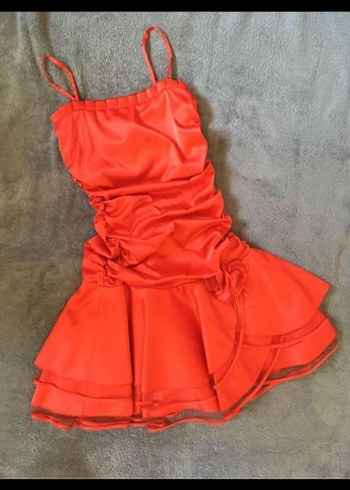 Kırmızı Fırfırlı Mini Abiye Elbise