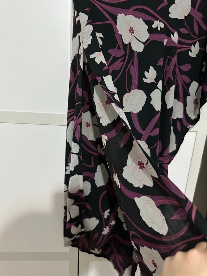 Mor Çiçek Desenli pareo - Görsel 2