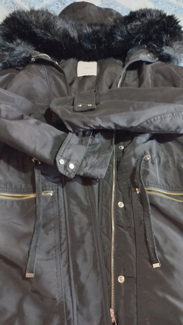 kürk kapişonlu, içi çıkarılabilen mont - Görsel 3