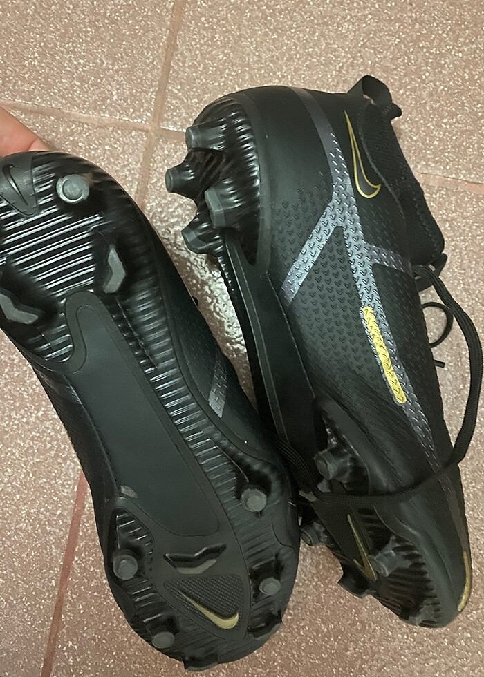 Nike yarı profesyonel krampon 36 no - Görsel 2